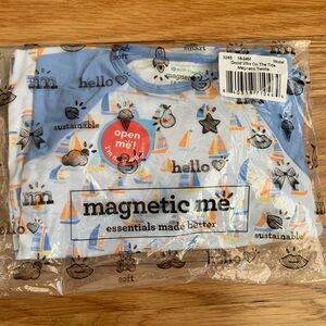 Magnetic Me NWT Twotie